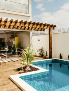 Luxurious Outdoor Pool