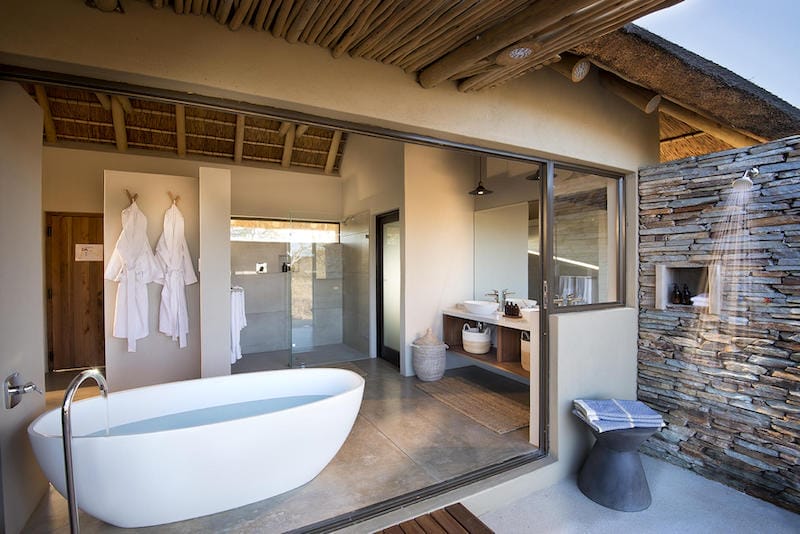 SouthAfrica_RockFigLodge_Bathroom_800x534