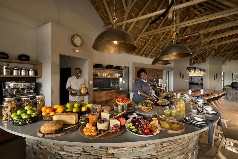 SouthAfrica_RockFigLodge_dining2_800x534