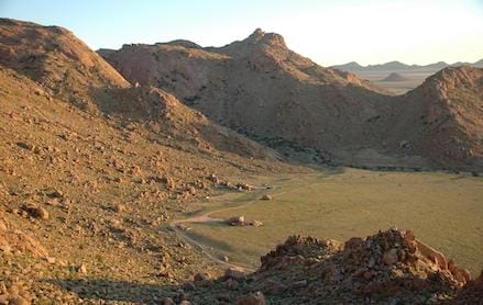 Namibia_Eagles_Nest_Chalets_scenary2_440x278