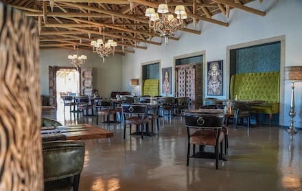 Namibia_Etosha_Oberland_Lodge_Dining_Area_440x278