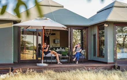 Namibia_Etosha_Oberland_Lodge_Terrace_440x278