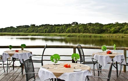Namibia_Hakusembe_River_Lodge_dining_440x278