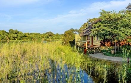 Hakusembe River Lodge