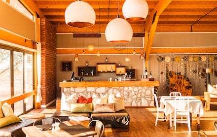 Namibia_Kalahari_anib_dining_440x278