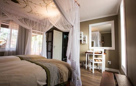 Namibia_Kalahari_anib_standard_twin_440x278