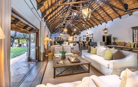 Namibia_Mushara_bar_440x278