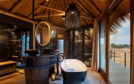 Namibia_Onguma_Camp_Kala_suite_bath_440x278