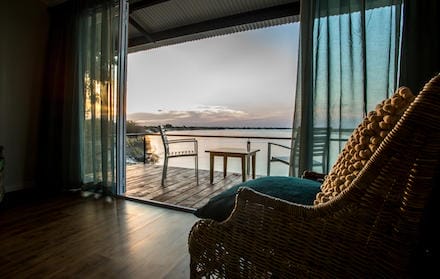 Namibia_Zambezi_Mubala_Lodge_room_interior3_440x278