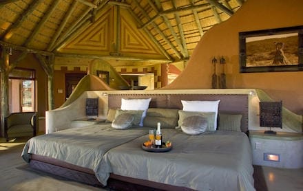 Namibia_okonjima_bush_suite_room_440x278