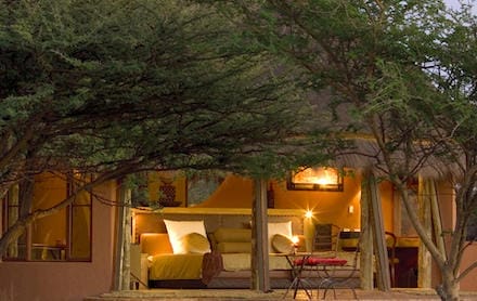 Namibia_okonjima_bush_suite_roomexterior_440x278