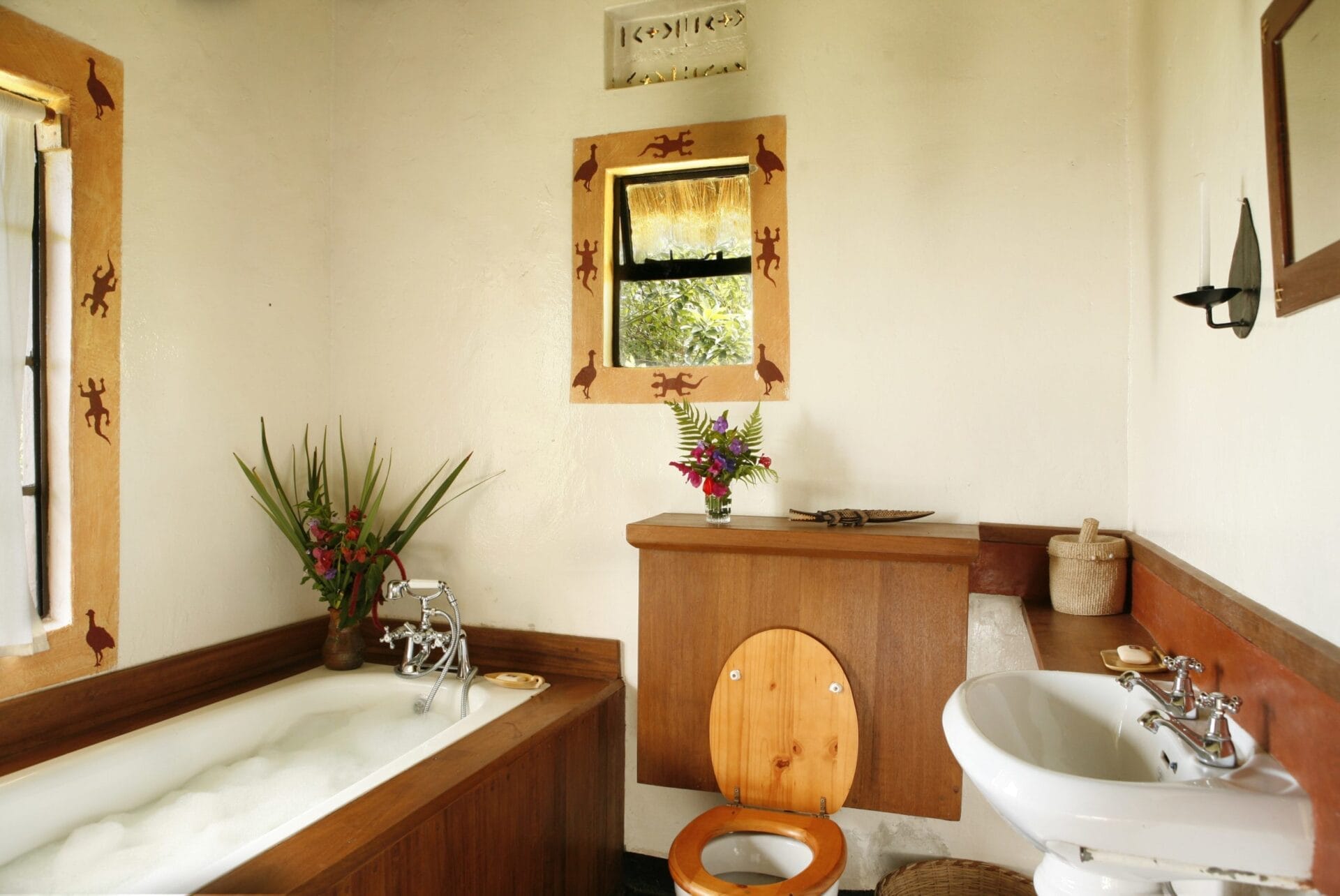 Ndali-bathroom2-scaled