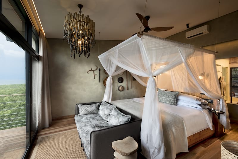 Zimbabwe_BumiHills_luxuryroom_800x533