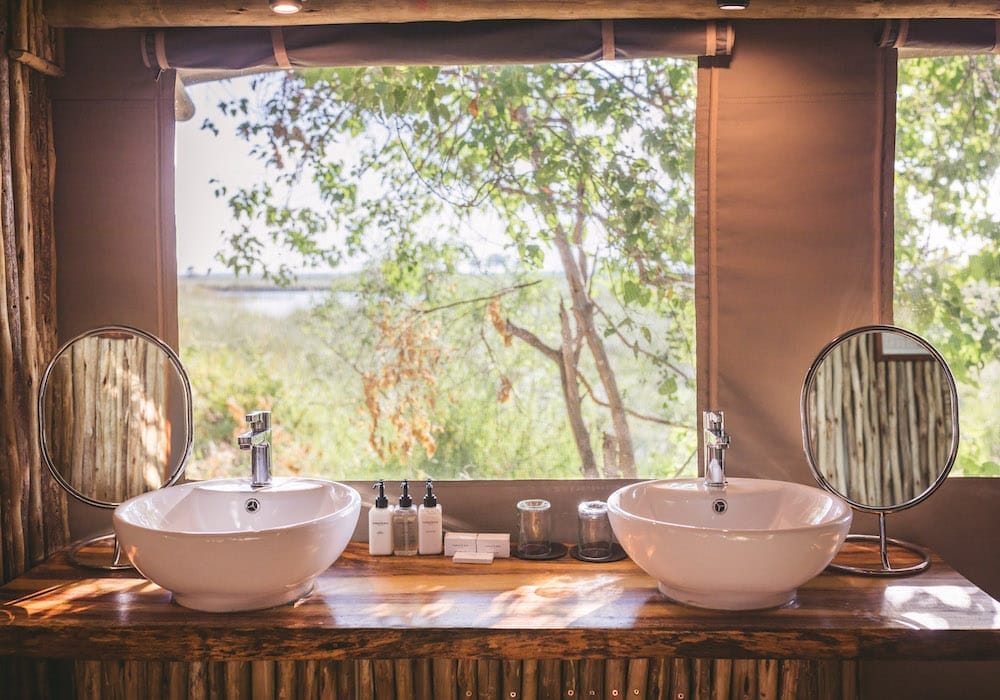 camp-xakanaxa-family-room-bathroom3