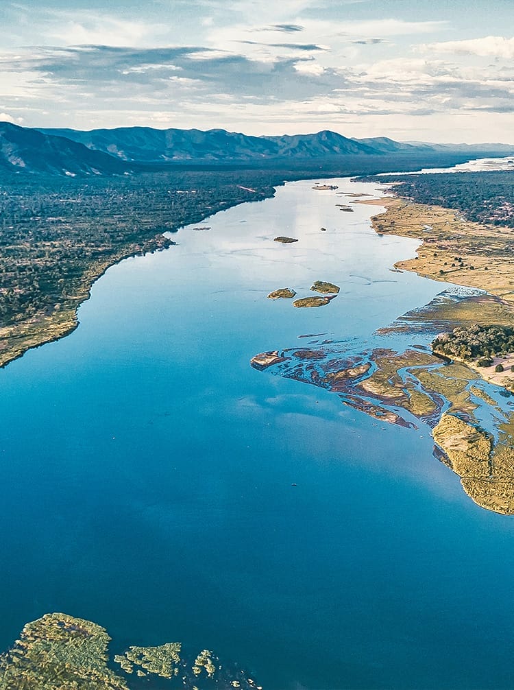 premium safari – feature large river aerial view