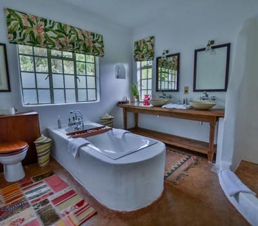 sabyinyo_silverback_lodge-_november_2018_-_alisa_bowen_37_of_43