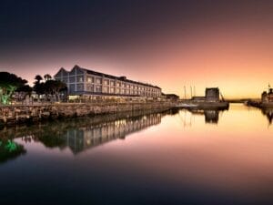 hotel at waters edge