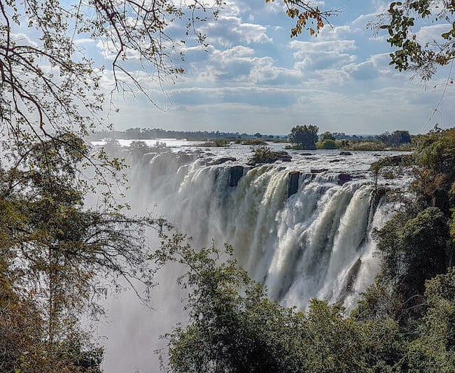 zambia_thorntree_river_lodge_vicfalls_800x533