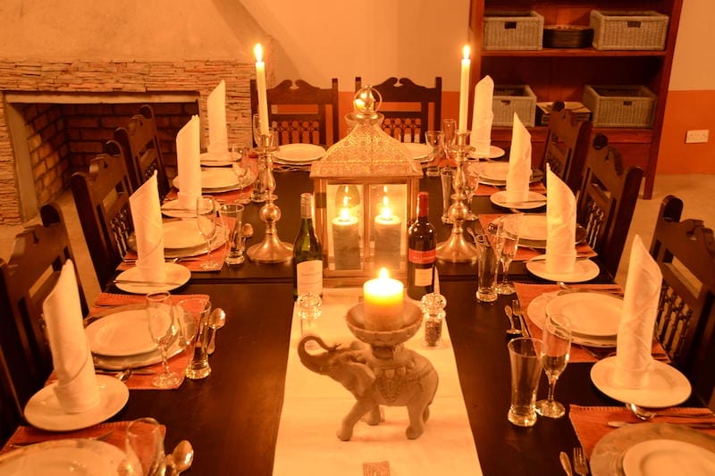 zimbabwe_camelthorn_dining_800x533