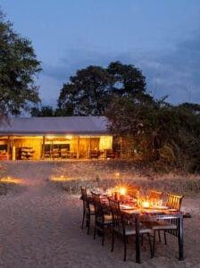 beach dining
