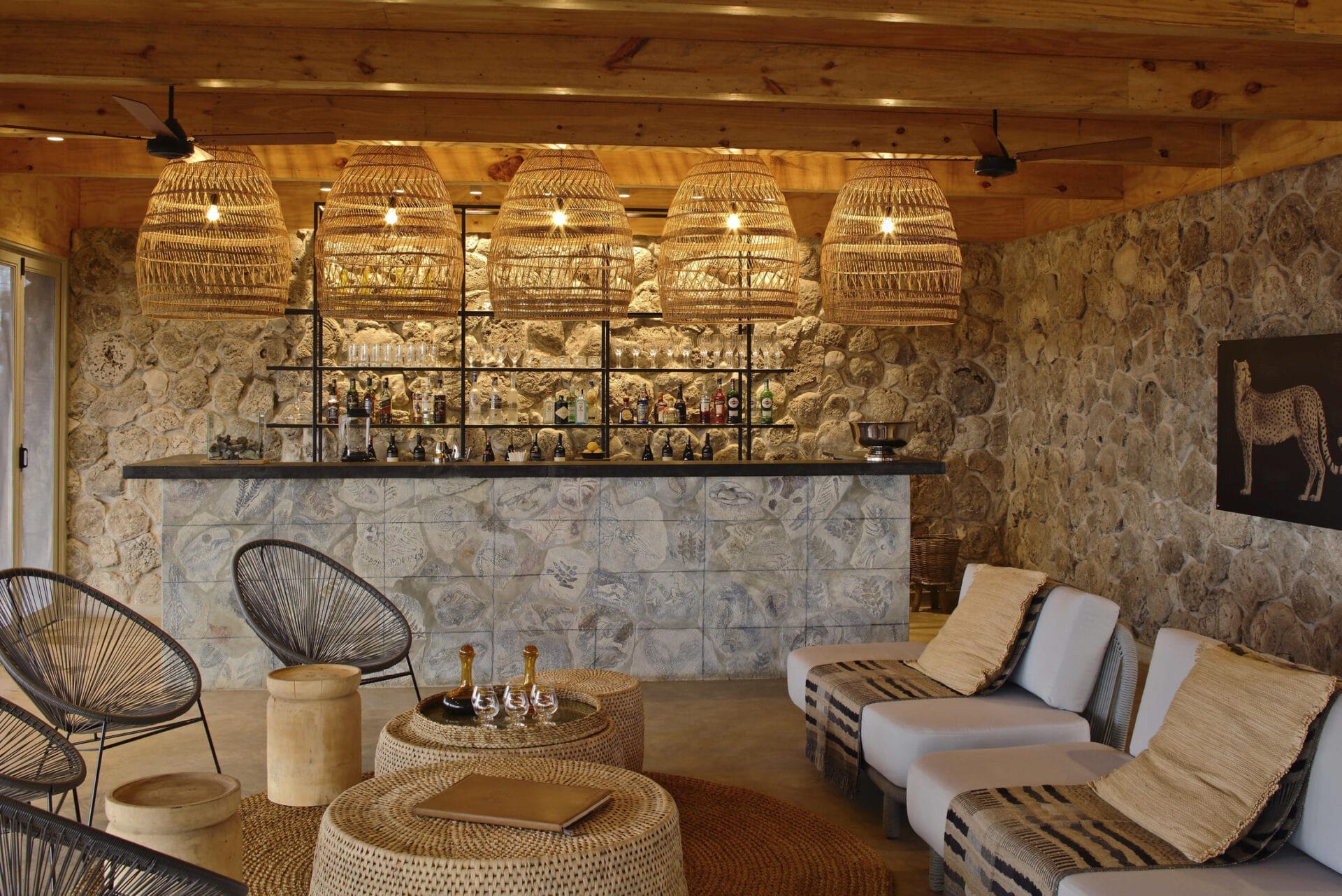 Namiri Plains Bar interior