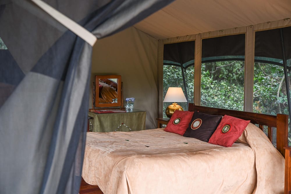 Private-Camp-tent-interior-