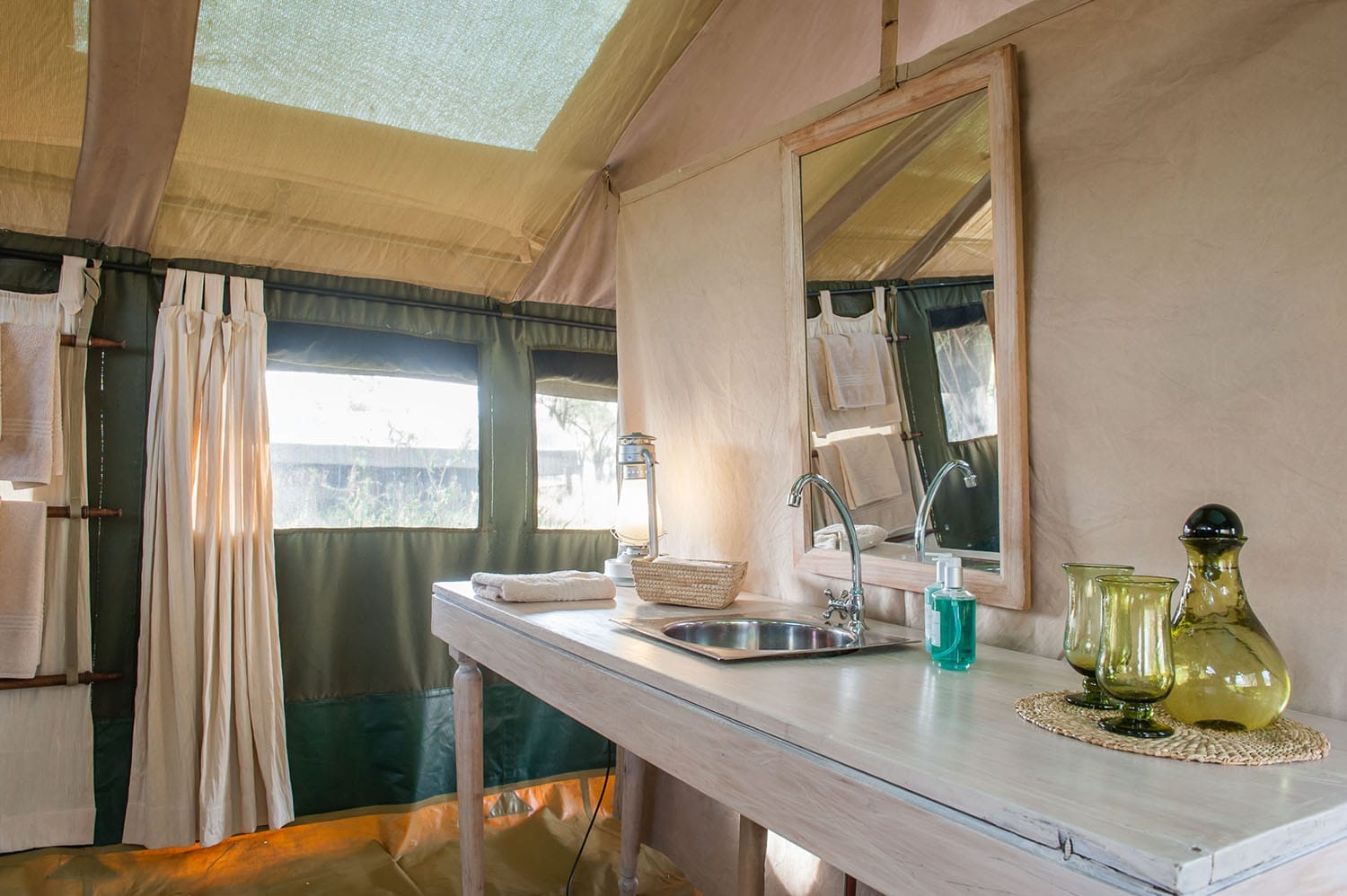 serengeti safari camp - gal 3