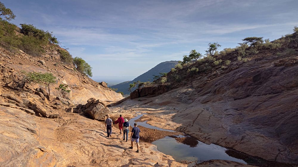 walk down Tura lugha