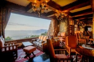 lounge area