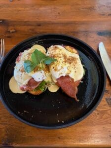 luxury breakfast