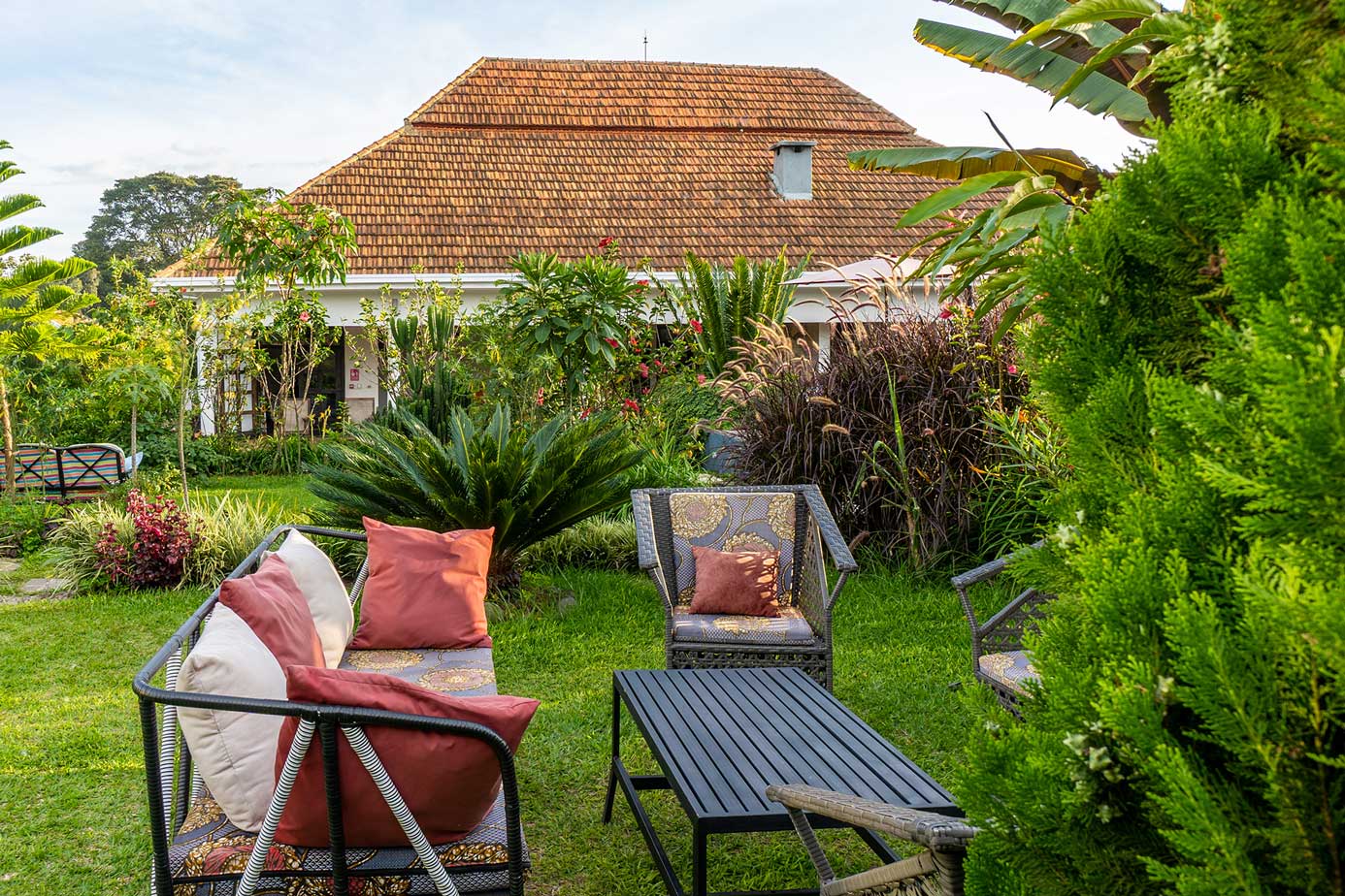 Five Volcanoes Hotel Garden Benches With Ornate Seating Covers - Rwanda