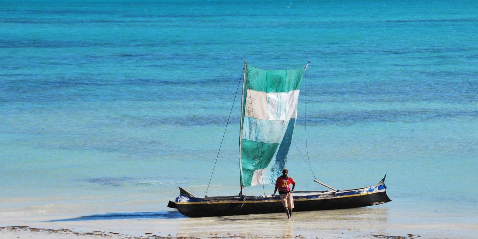 FrAewh3E | Gamewatchers Safaris Boat on Beach