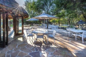 Mushara Lodge Restaurant Veranda