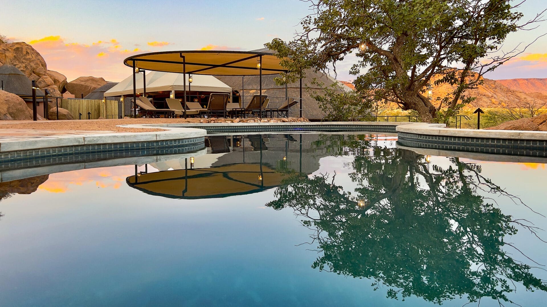 Pool Twyfelfontein Adventure Camp