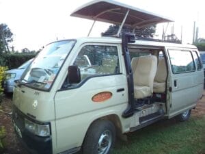 Safari-Minivan-for-Road-Safaris