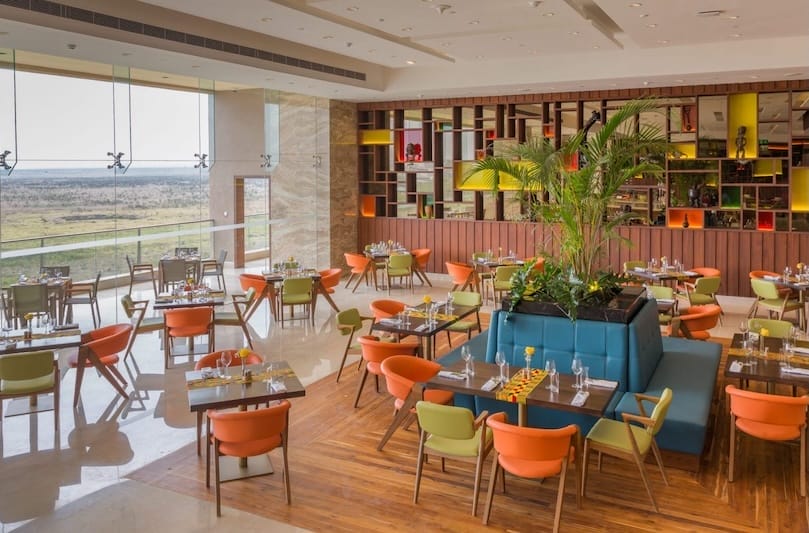 EMARA Ole Sereni Hotel Dining