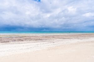 Cocokinondo Galu Beach