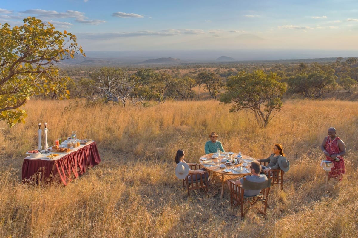 Finch Hatton's Bush Breakfast