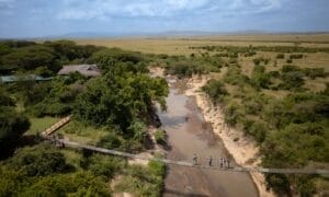 Ilkeliani Camp - Bridge over River