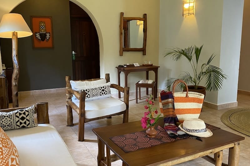 Pinewood Village - Suite Room Interior