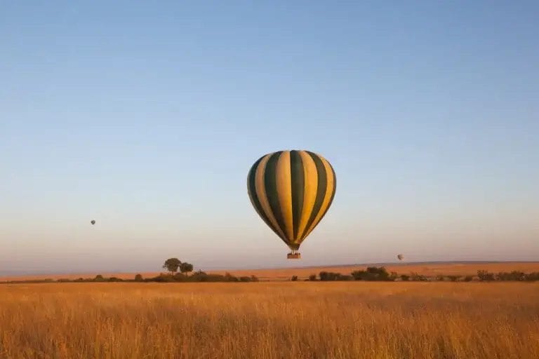 Hot air ballooning over the Masai Mara from Lerai Camp in Mara Masai in Kenya.